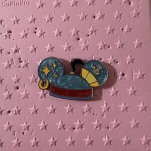 2025 Disneyland Hidden Disney Mickey Wave B Genie Super Chaser Pin
